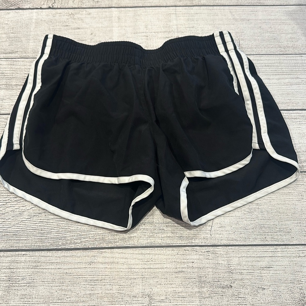 Women’s Adidas 3” running shorts size M